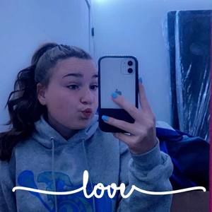 Meet your Posher, Maddy